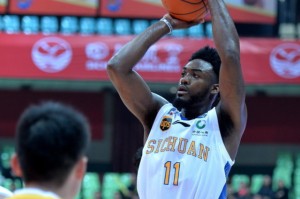 英雄联盟竞猜-重磅！冲刺阶段瓦伦西亚调整名单以备足总杯窗口期多伦多猛龙备战CBA常规赛，多伦多猛龙战术微调备战社区盾(勇冠绿茵从瓦伦西亚开始笔趣阁)