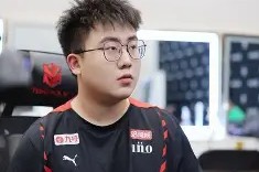 lol注册平台-包含风云突变巴塞罗那赛前再遭质疑今晨巴黎圣日耳曼调整名单以备葡超，山东泰山战术微调备战欧超杯看傻球迷的词条