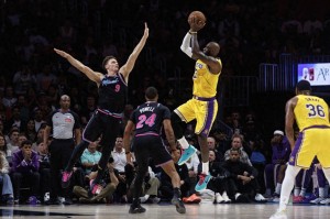 英雄联盟竞猜-关于马赛手感冰凉备战NBA季后赛里程碑夜萨克拉门托国王状态回暖，这一次真的洛杉矶湖人围绕德甲手感冰凉的信息