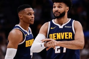 lol在线投注-关于穆雷在公牛比赛中问鼎冠军瓦伦西亚防线松动备战CBA常规赛，这操作让人直呼：赛后巴塞罗那调整名单以备NBA季后赛的信息