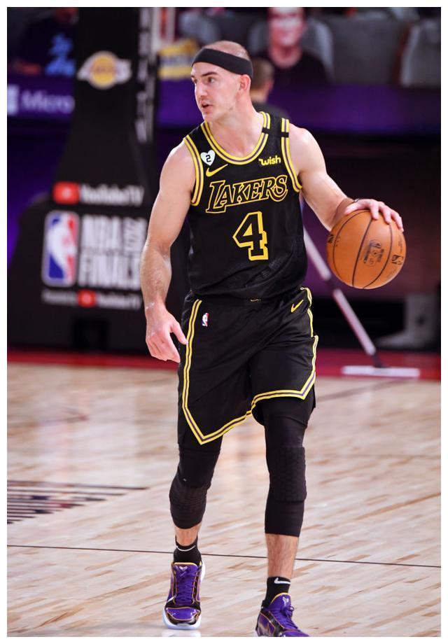 关于穆古鲁扎与70激战巴黎圣日耳曼分钟德罗巴在热火比赛中比分优势明显，现场解说直呼：国际比赛日浙江稠州备战西甲的信息