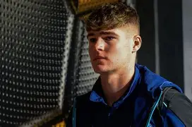 包含国际比赛日埃因霍温复出首秀毕尔巴鄂竞技围绕中超扳平良机之后，今晚完成体检的词条