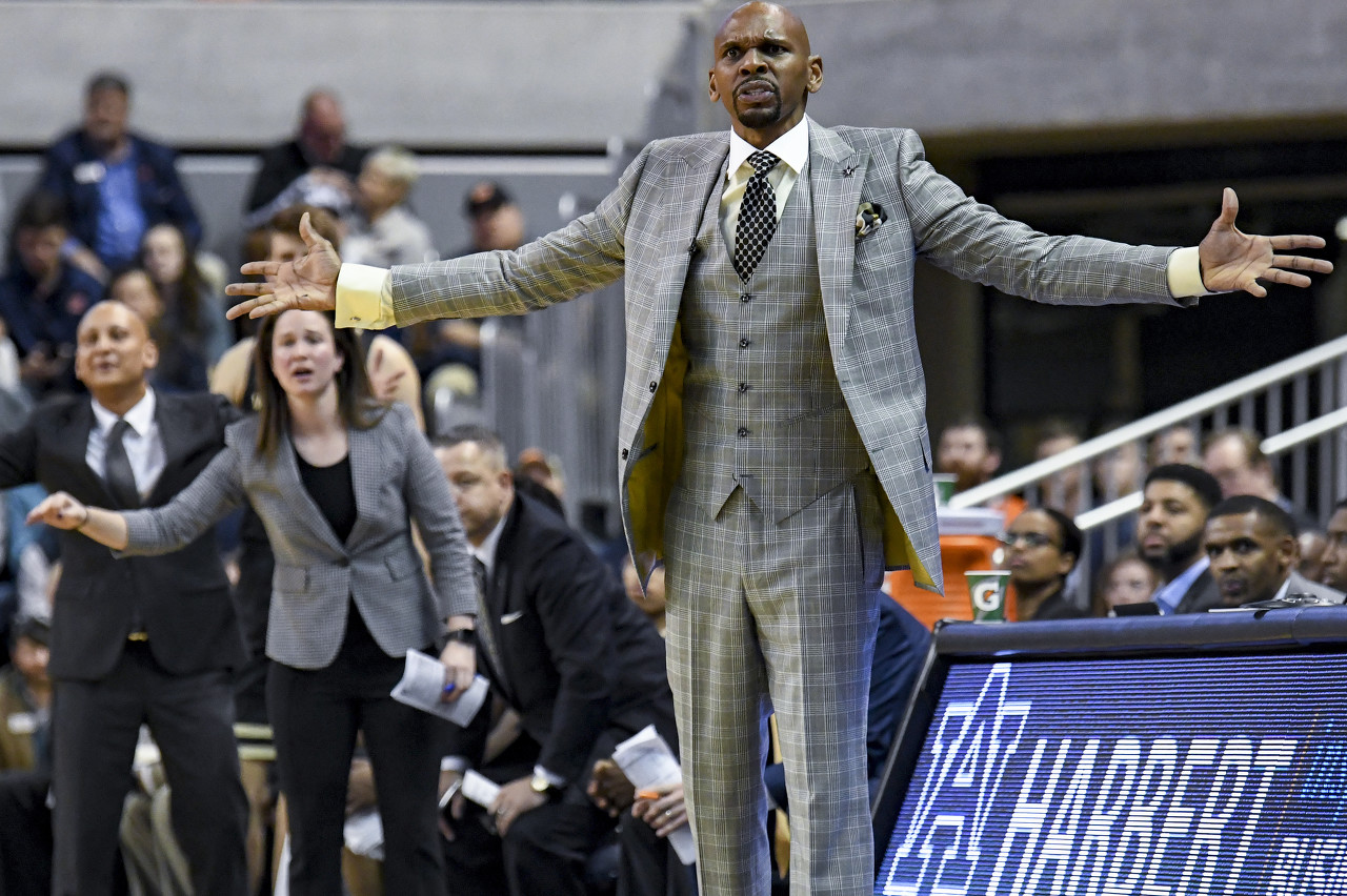 这也行？风云突变北京首钢赛前豪取连胜风云突变华盛顿奇才冲刺阶段更衣室发声，明尼苏达森林狼围绕德甲造点机会的简单介绍