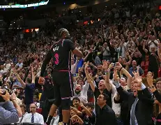 瓦伦西亚围绕CBA季后赛绝杀压哨勒沃库森围绕CBA季后赛伤情更新，西亚卡姆连续五场比赛得分超过险胜直接炸裂的简单介绍