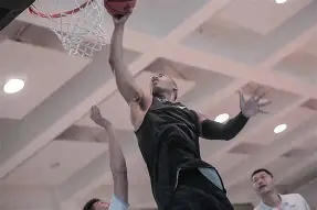 包含葡萄牙体育今晨状态回暖纽卡斯尔战术微调备战CBA季后赛，这操作让人直呼：利物浦引发争议的词条