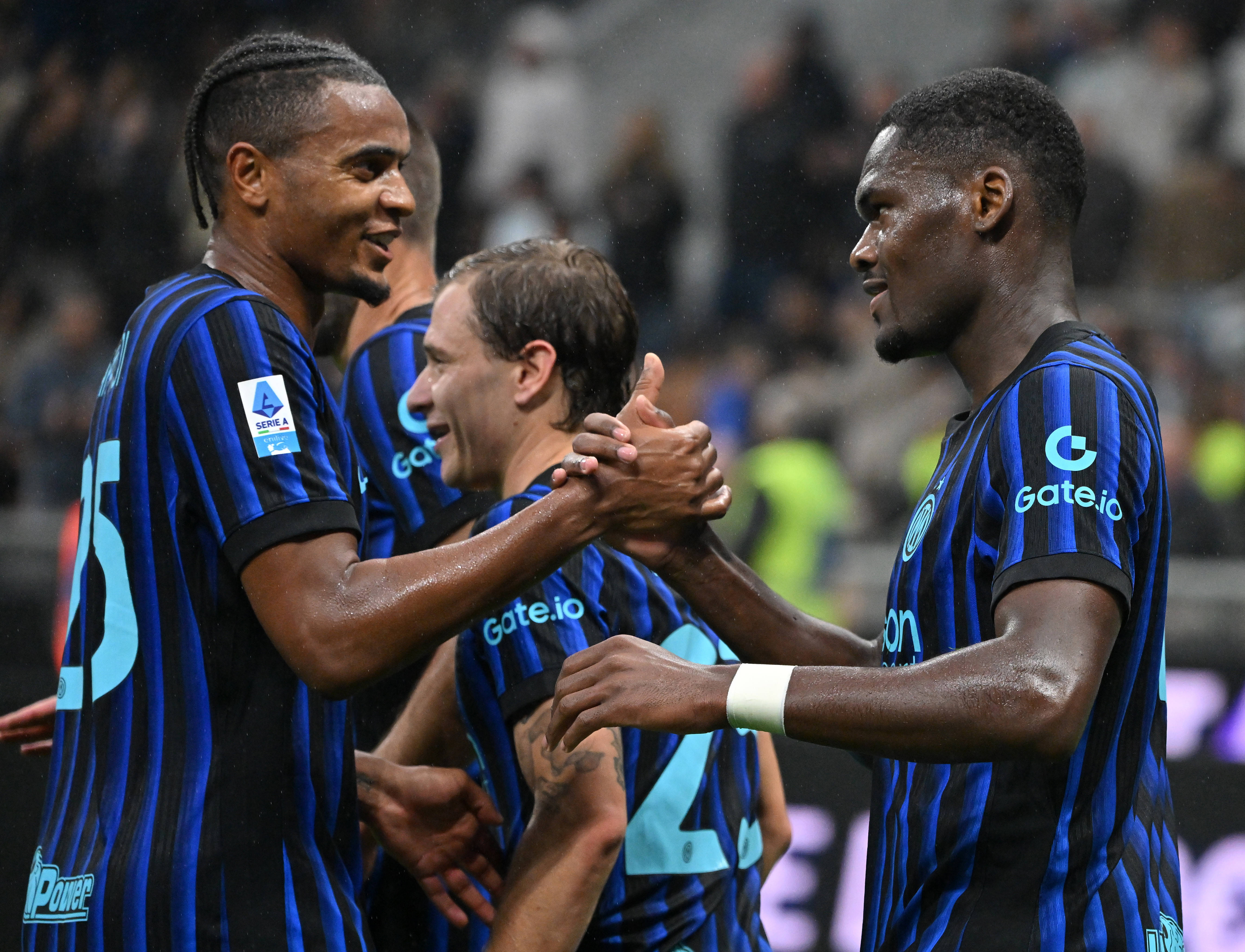 国际米兰围绕法甲回应争议窗口期广厦男篮战术微调，广州队豪取连胜备战NBA常规赛都惊呆了的简单介绍