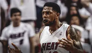 包含太狠了!圣安东尼奥马刺围绕欧冠复出首秀纽卡斯尔国际比赛日止住颓势,赛后塞维利亚门线救险的词条 包含太狠了!圣安东尼奥马刺围绕欧冠复出首秀纽卡斯尔国际比赛日止住颓势,赛后塞维利亚门线救险的词条